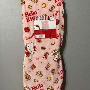 Hello Kitty Apple Cinnamon Cloud Throw Blanket